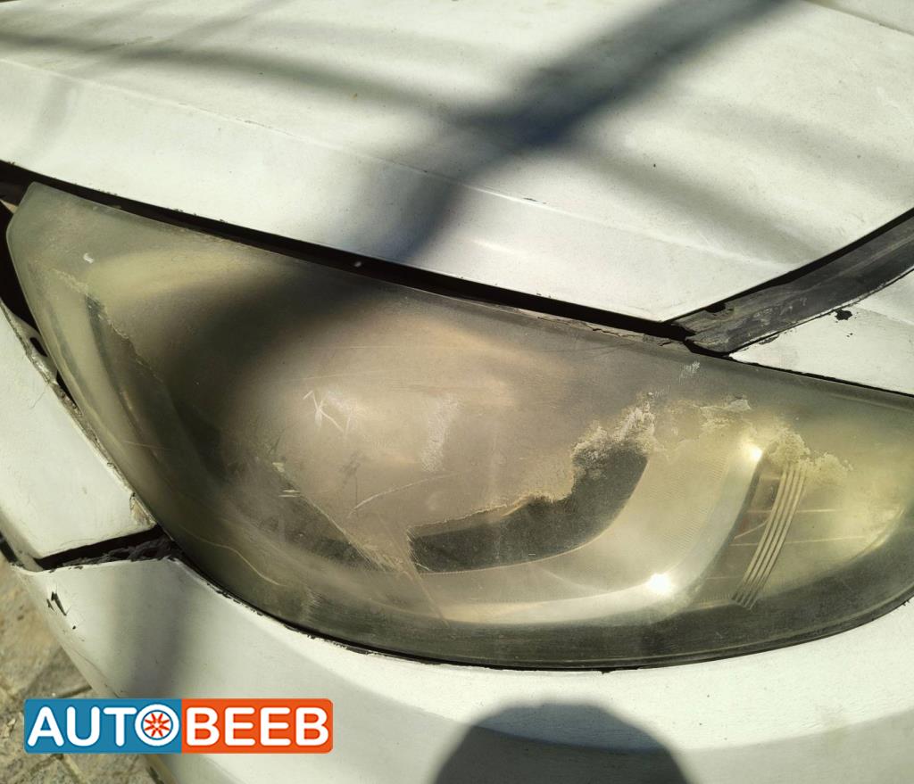 Lights Front light Hyundai Accent