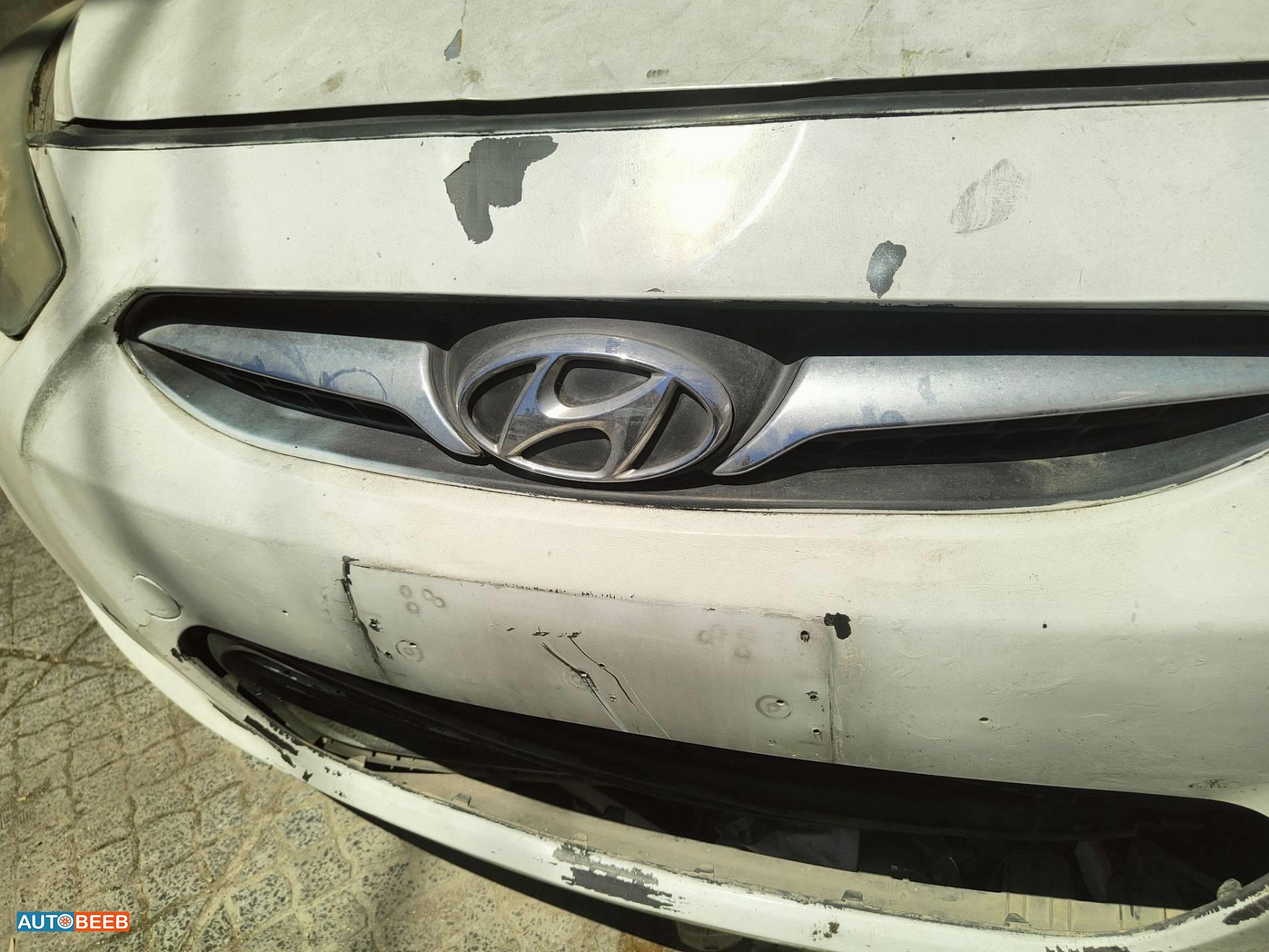 Body  Grilles Hyundai Accent