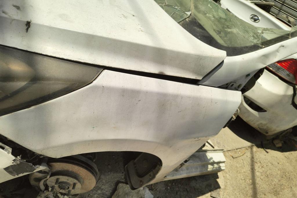 Body  Fenders  Hyundai Accent