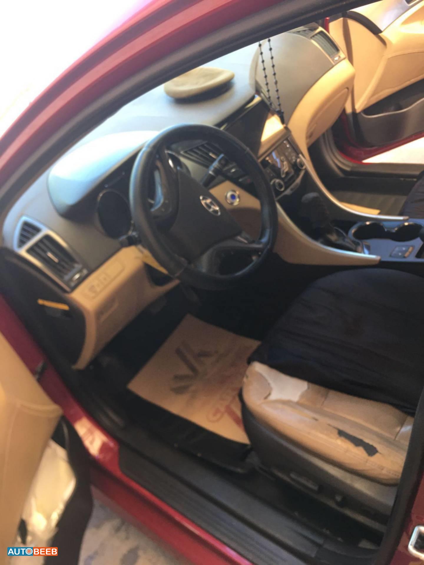 Hyundai Sonata 2012