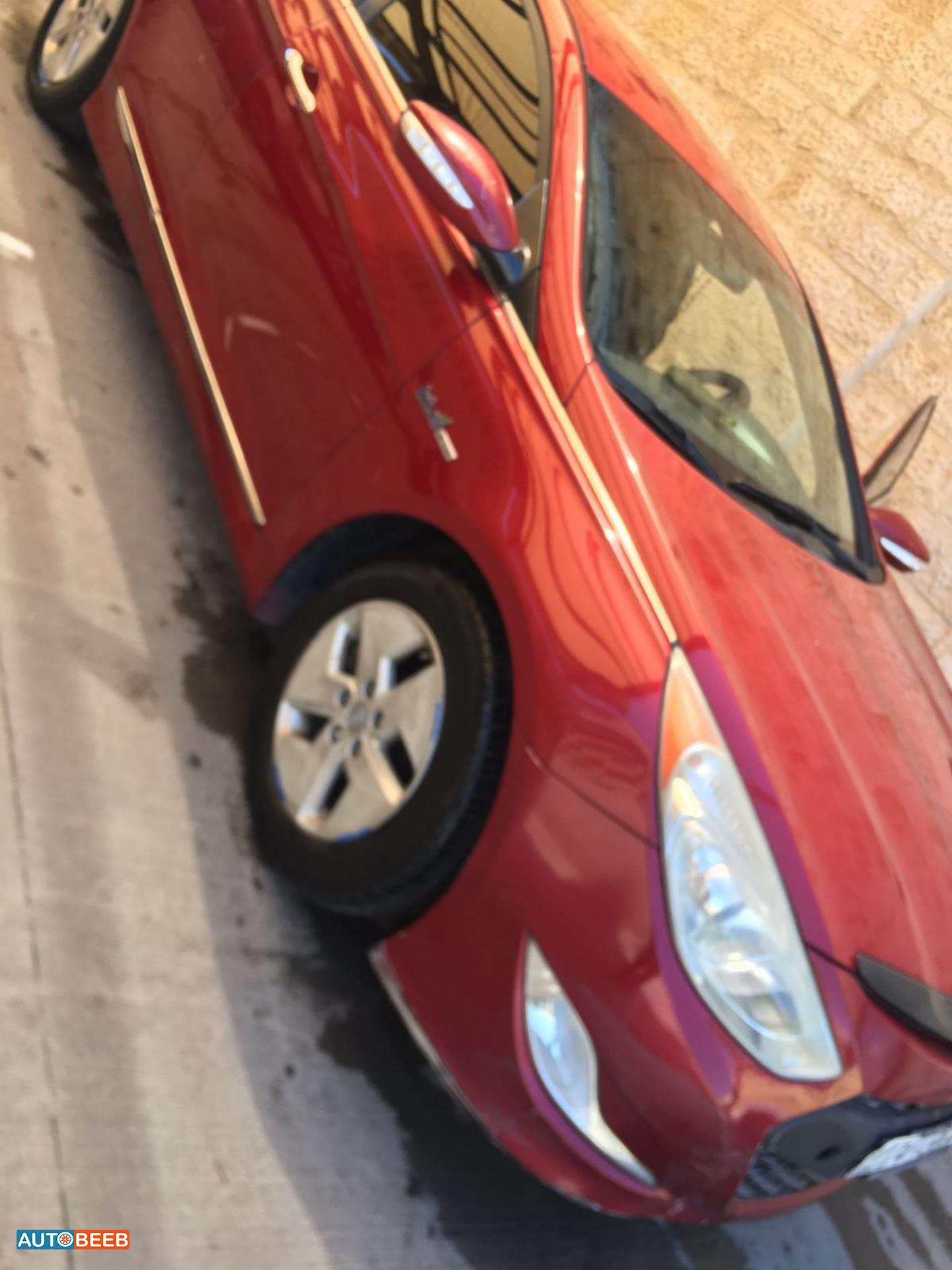 Hyundai Sonata 2012