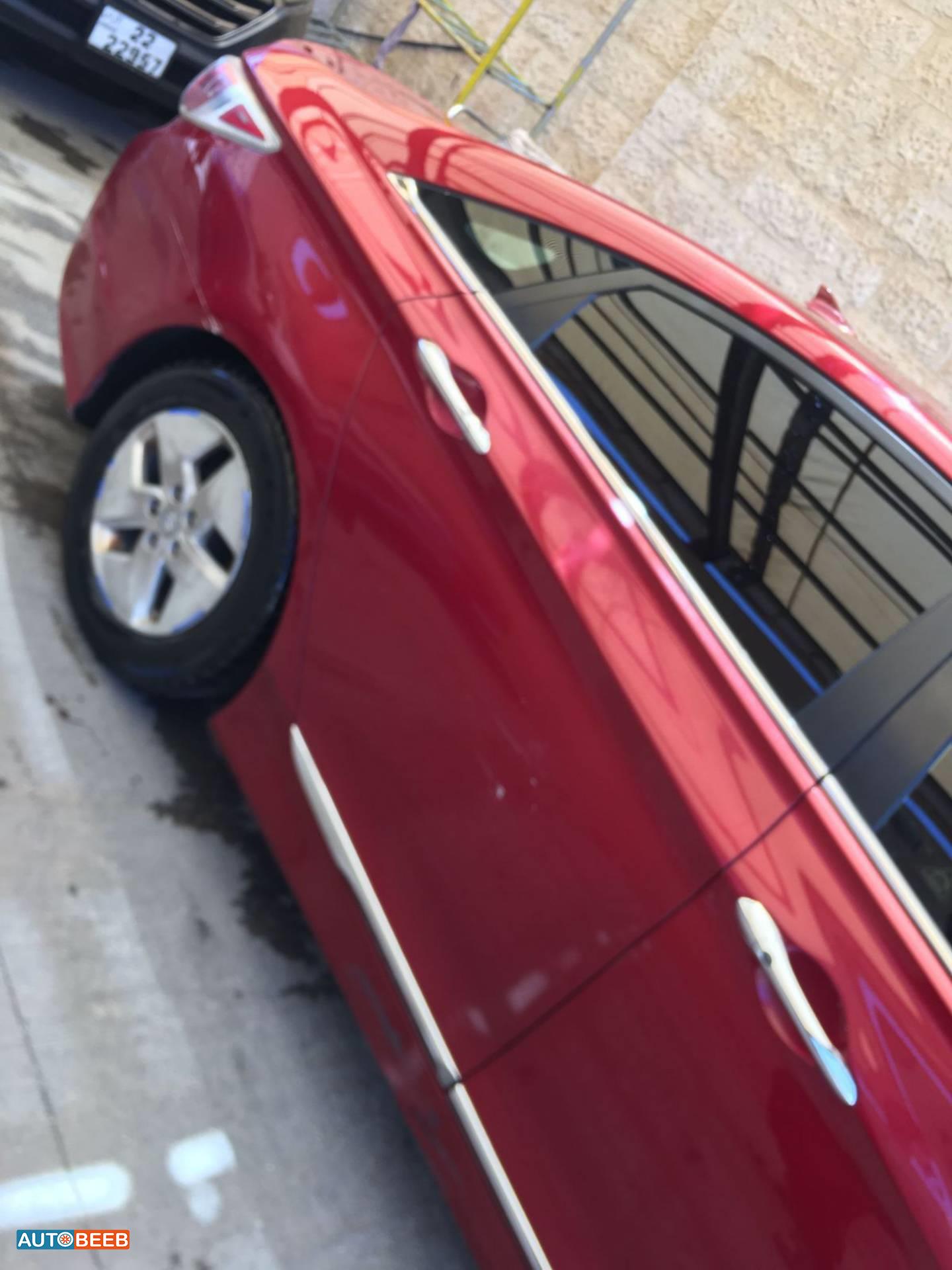 Hyundai Sonata 2012