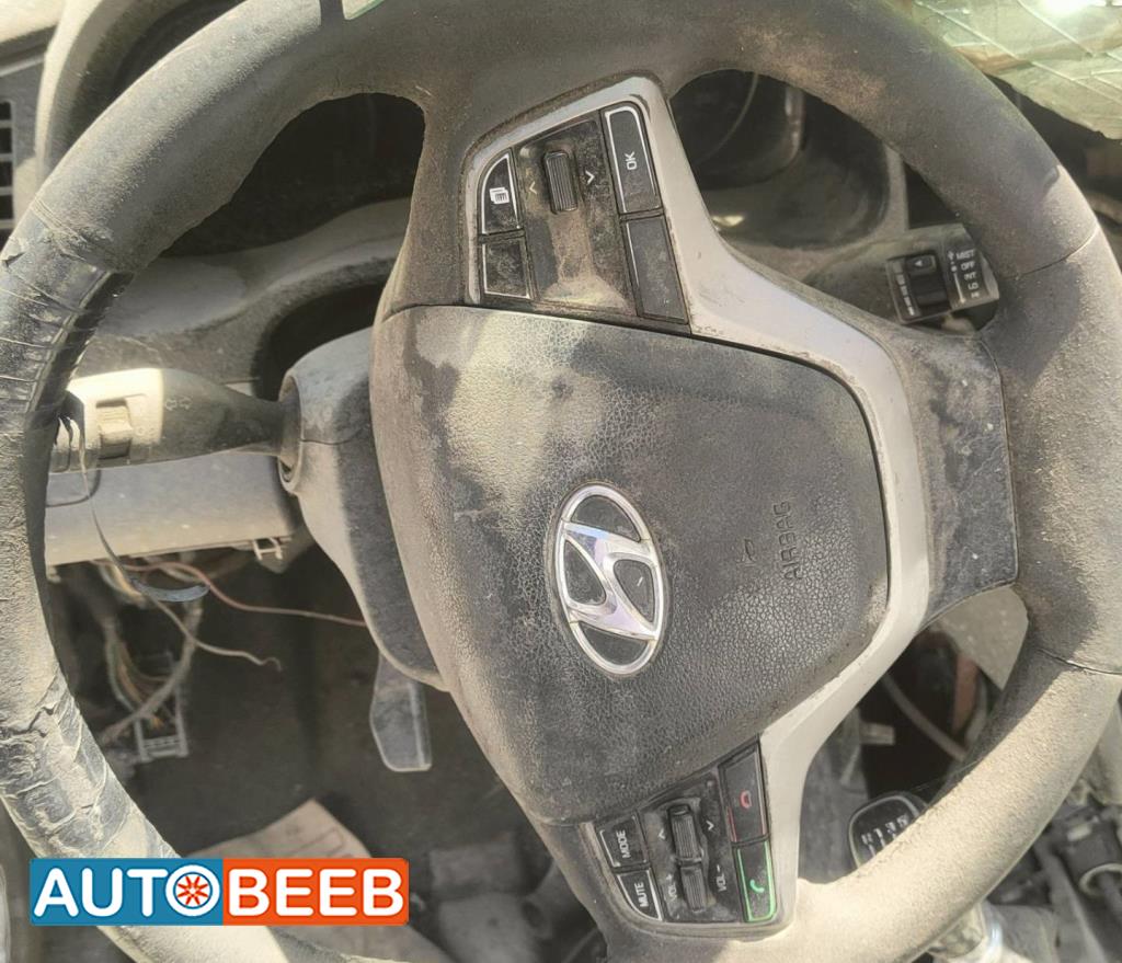 Cabin  Steering Wheel Hyundai Avante