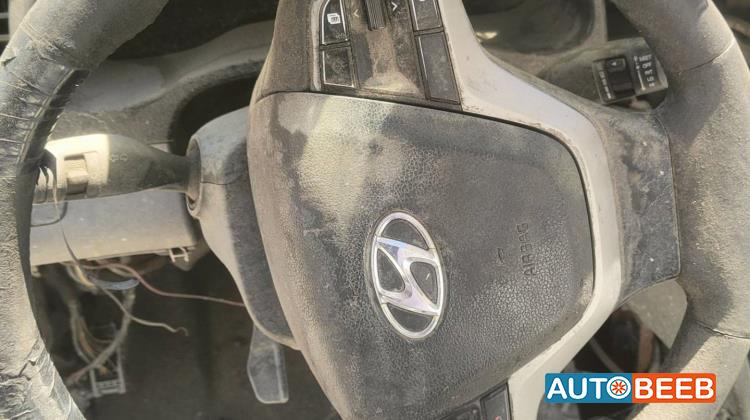 Cabin  Steering Wheel Hyundai Avante