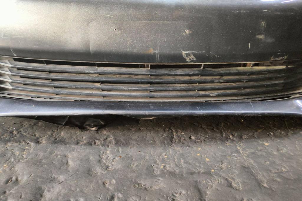 Body  Grilles Toyota Camry
