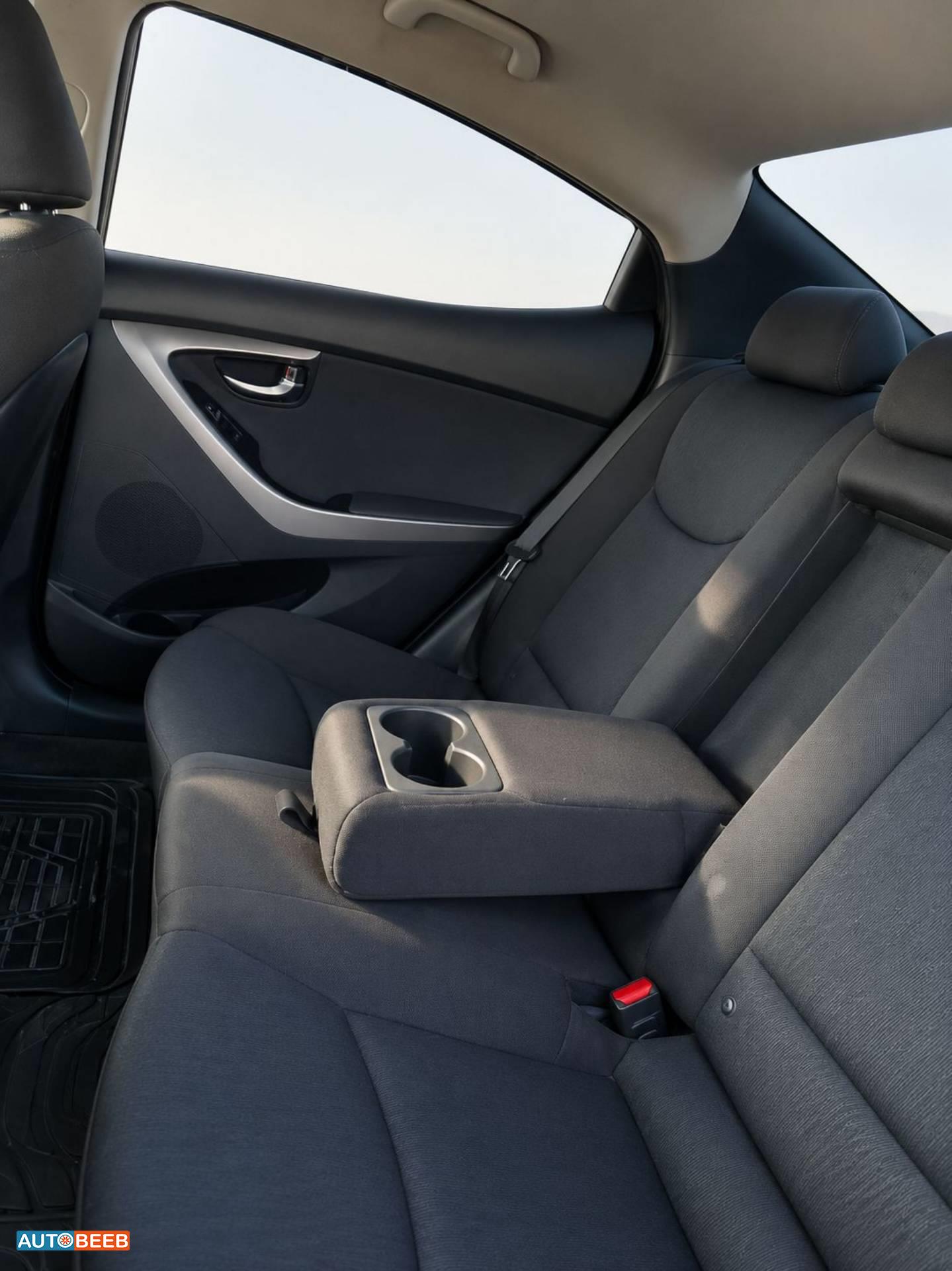 Hyundai Avante 2011