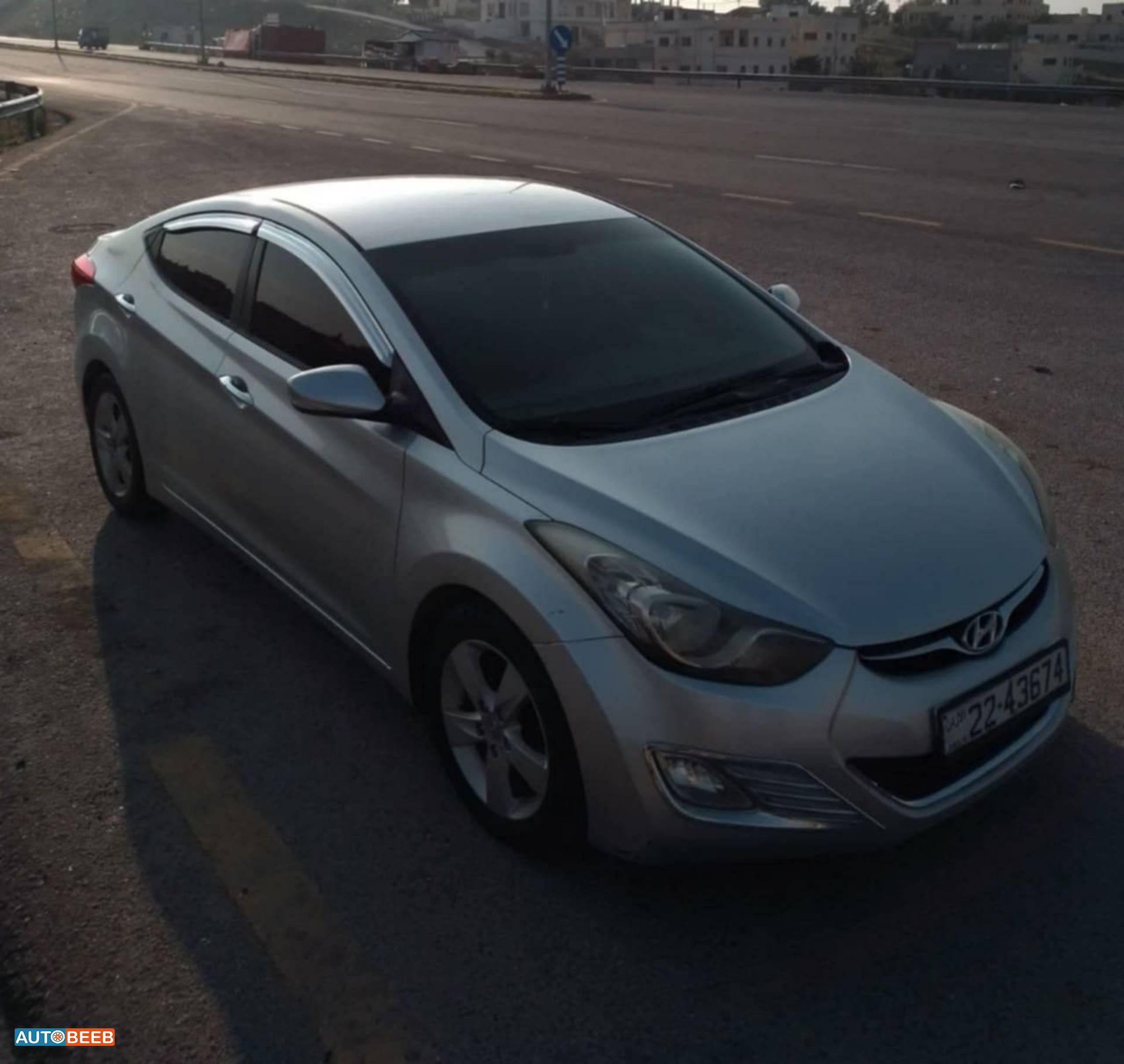 Hyundai Avante 2011