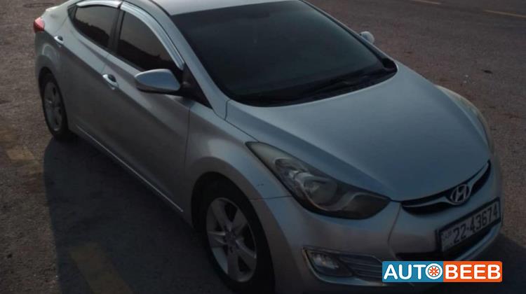 Hyundai Avante 2011