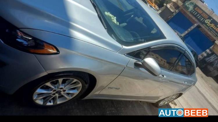 Ford Fusion 2017