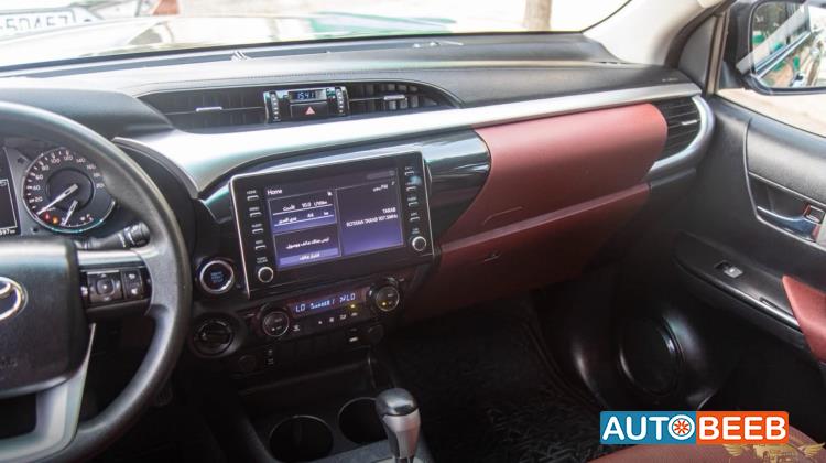 Toyota Hilux 2023