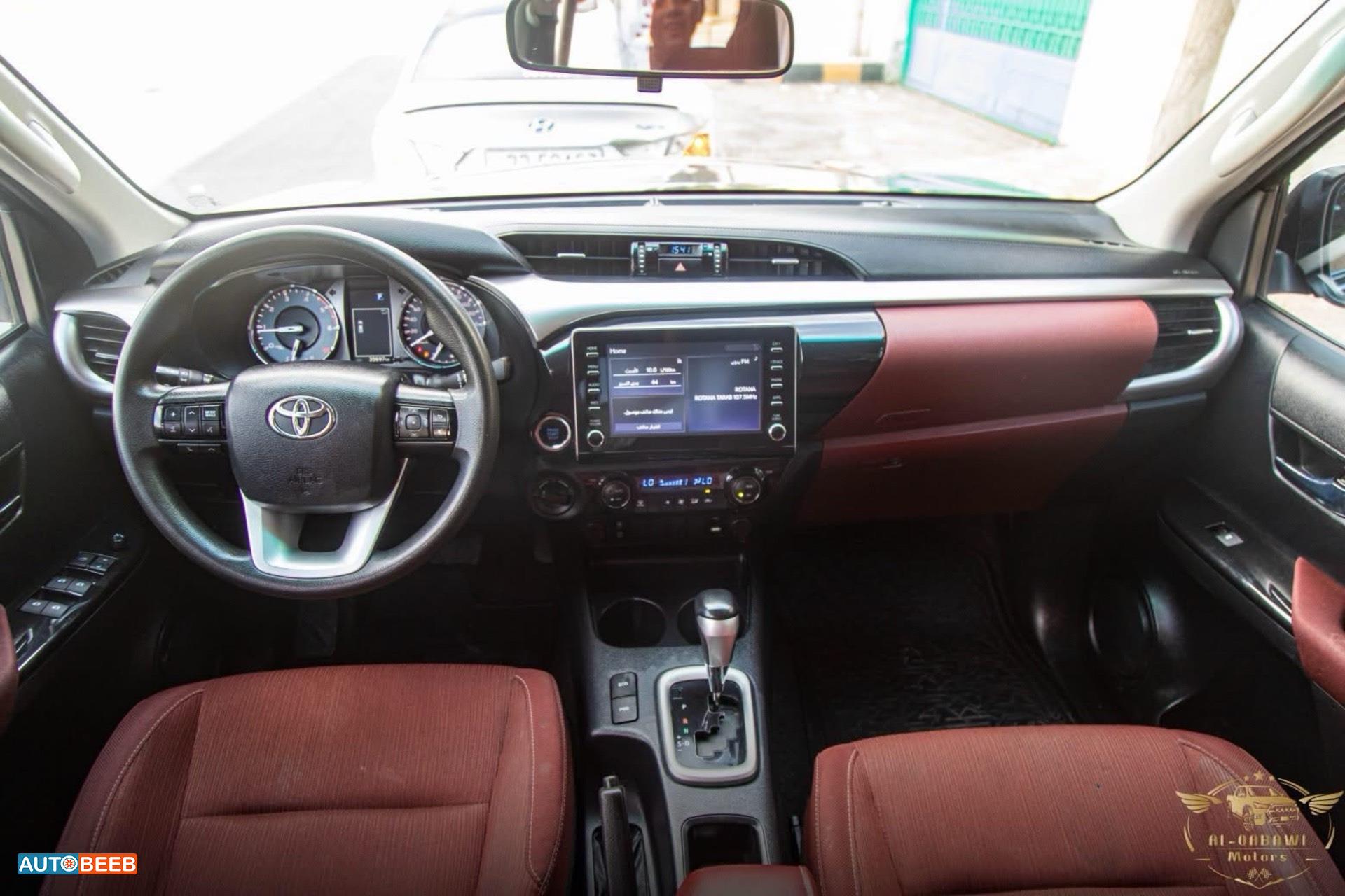 Toyota Hilux 2023