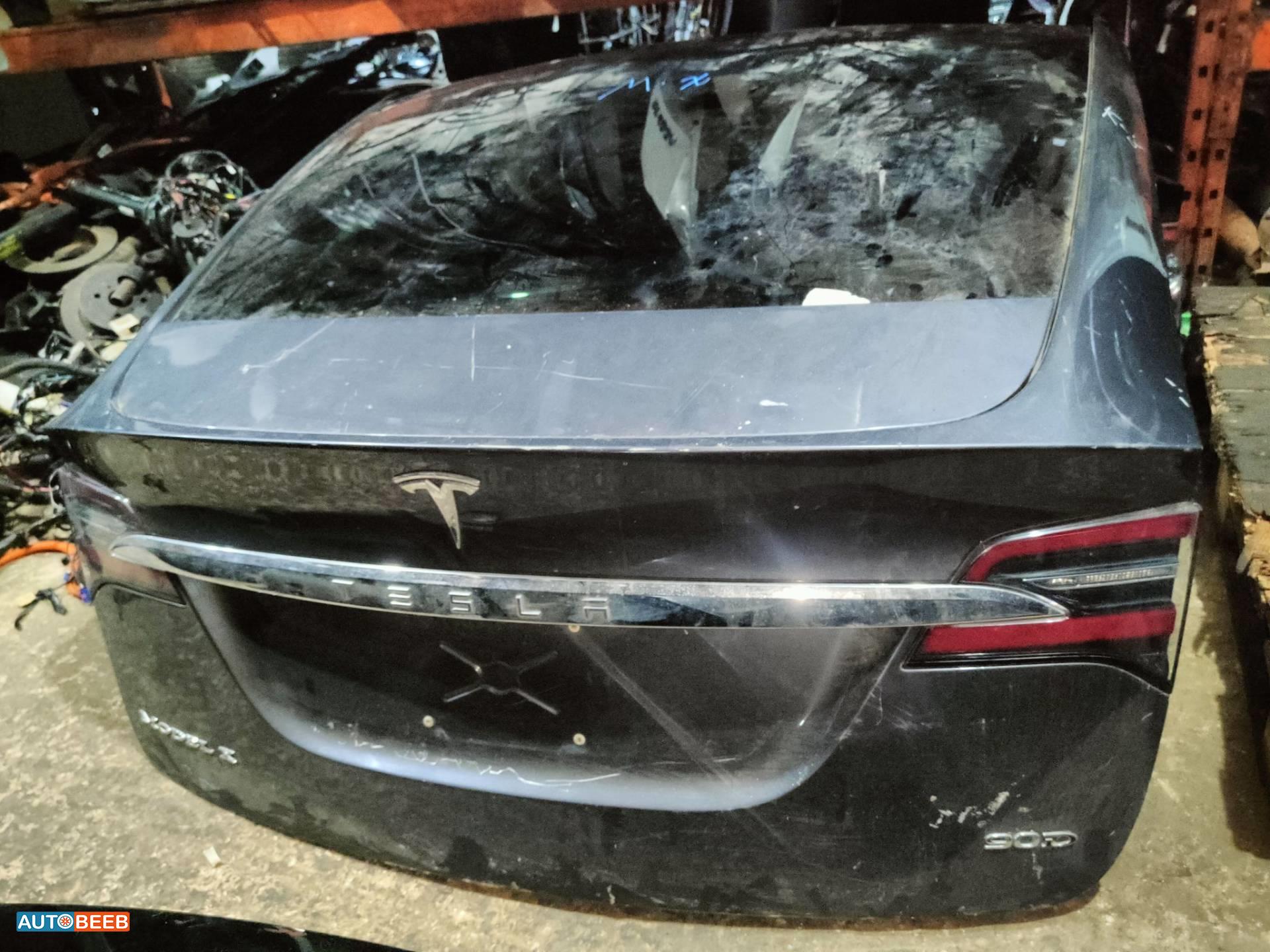 Body  Trunk Tesla X