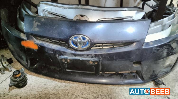 Body  Bumper Toyota Prius