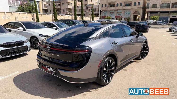 تويوتا كراون 2024