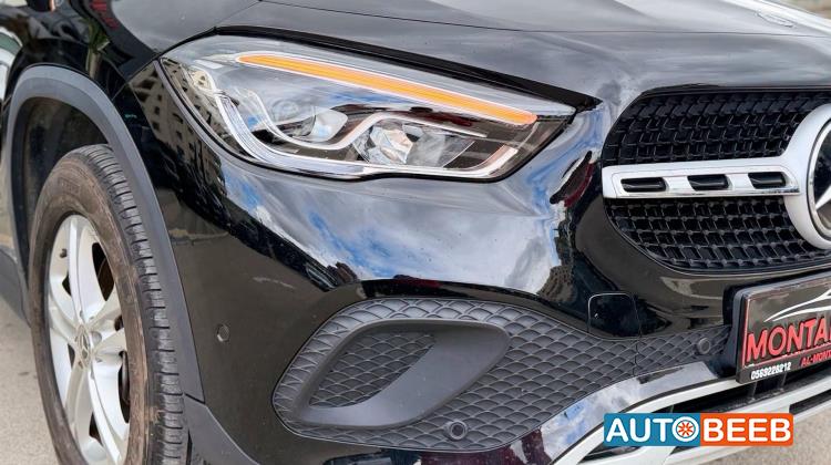 Mercedes Benz GLA250 2023