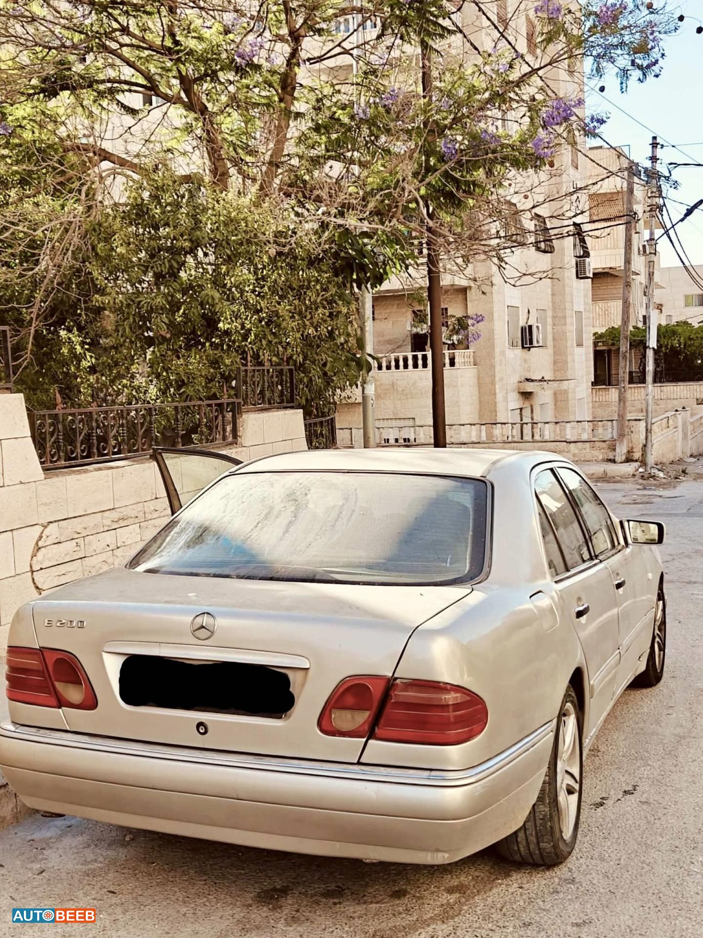 Mercedes Benz E200 1998