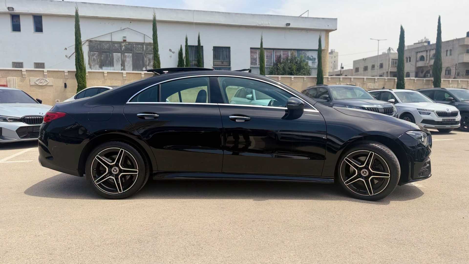 Mercedes Benz CLA250 2023