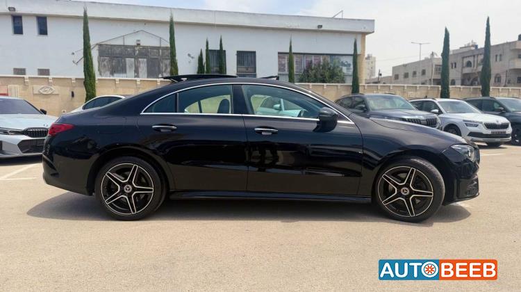 Mercedes Benz CLA250 2023