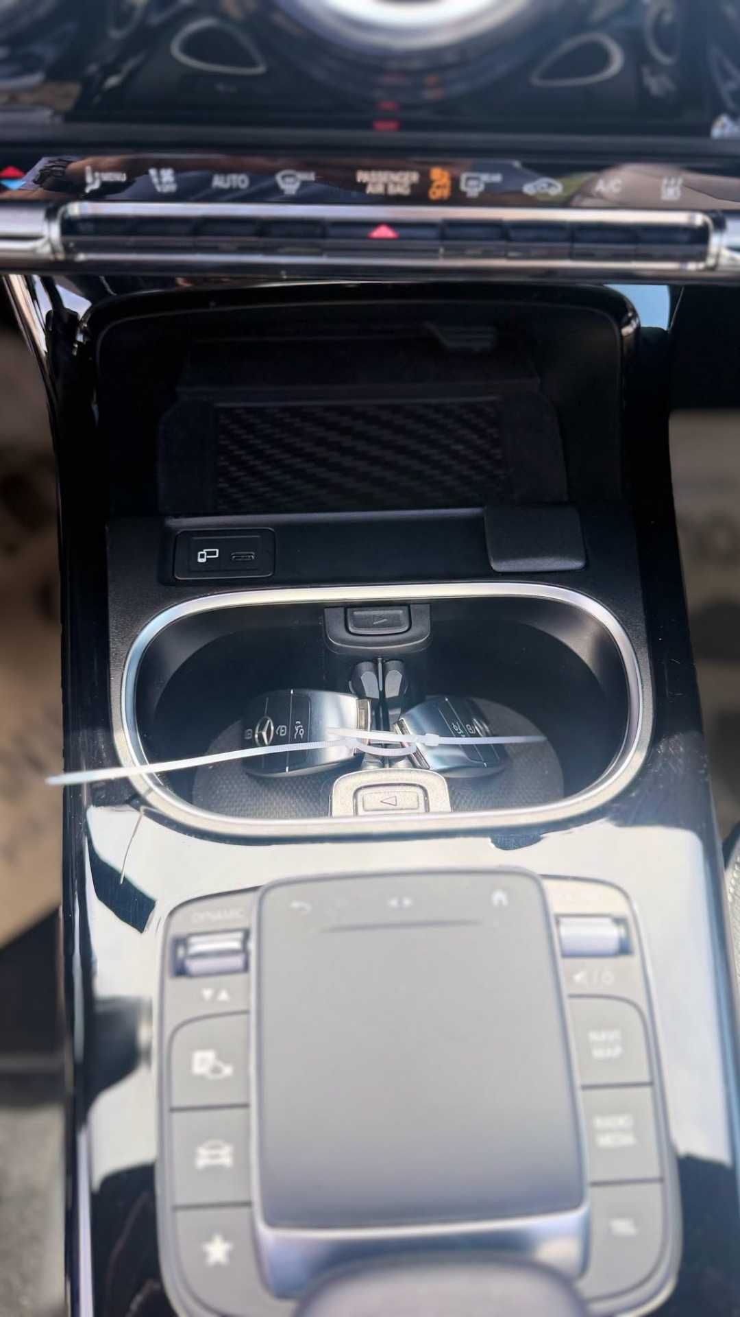 Mercedes Benz CLA250 2023