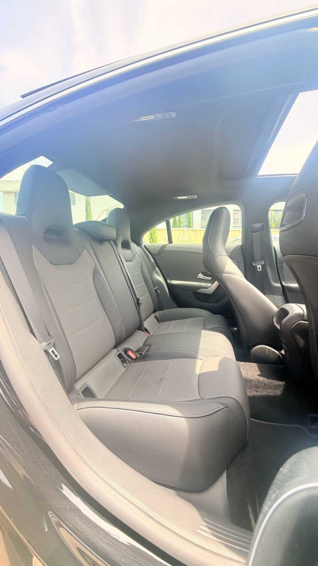 Mercedes Benz CLA250 2023
