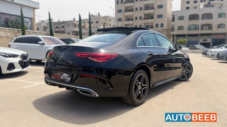 Mercedes Benz CLA250 2023