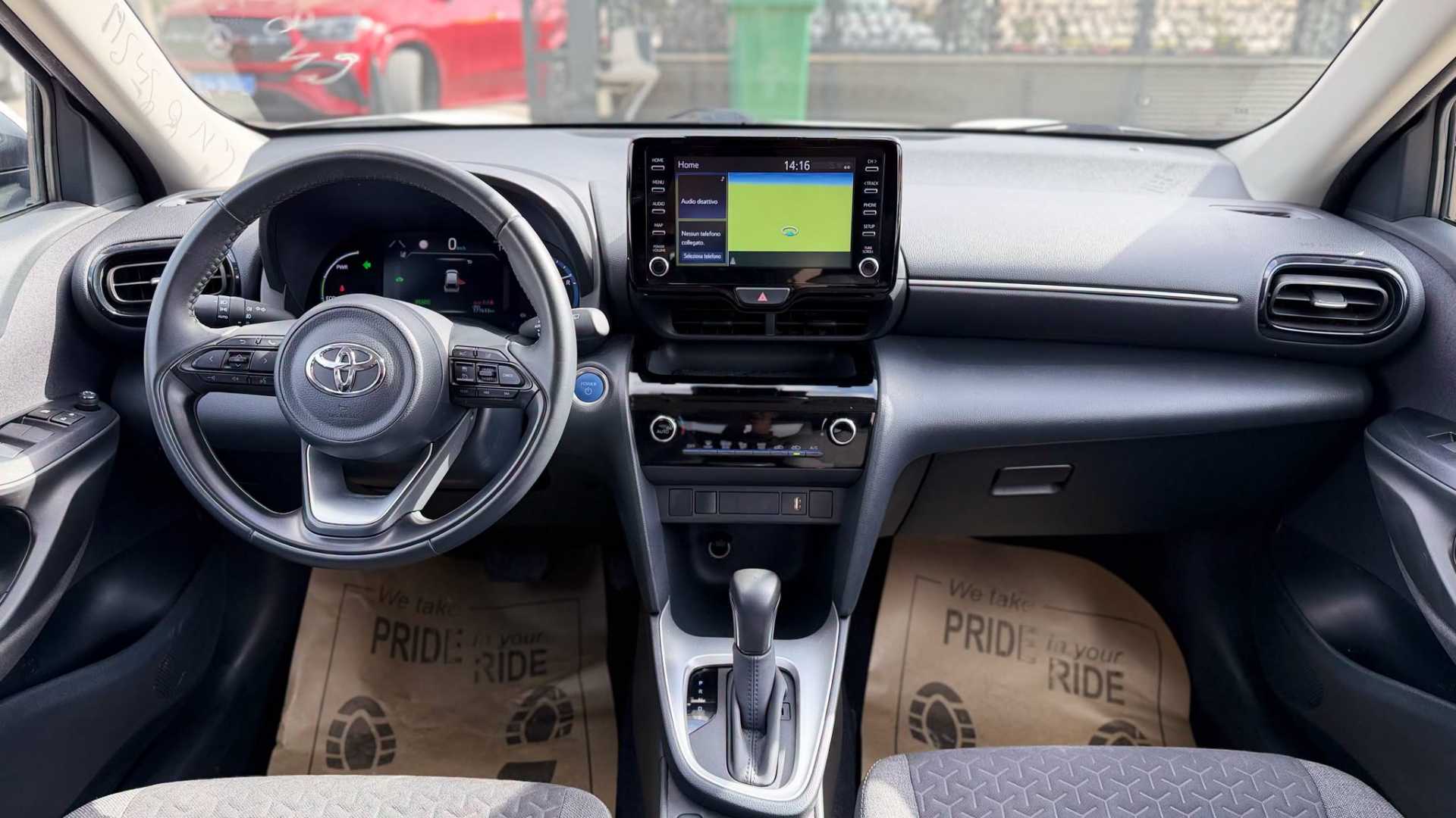 Toyota Yaris 2023