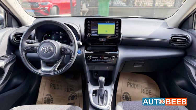 Toyota Yaris 2023
