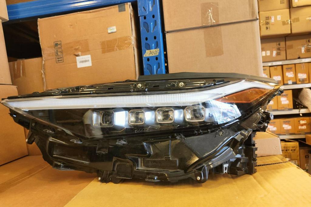Lights Front light Toyota bZ4X