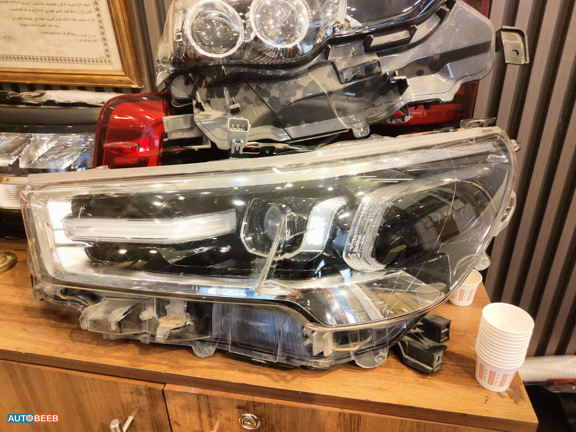 Lights Front light Toyota Hilux