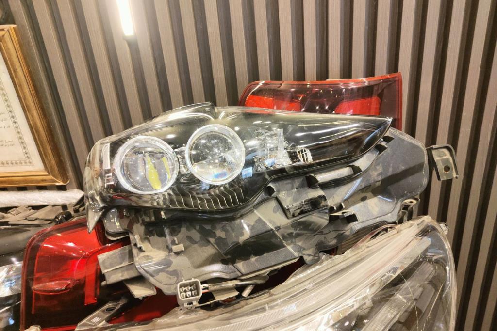 Lights Front light Lexus IS300