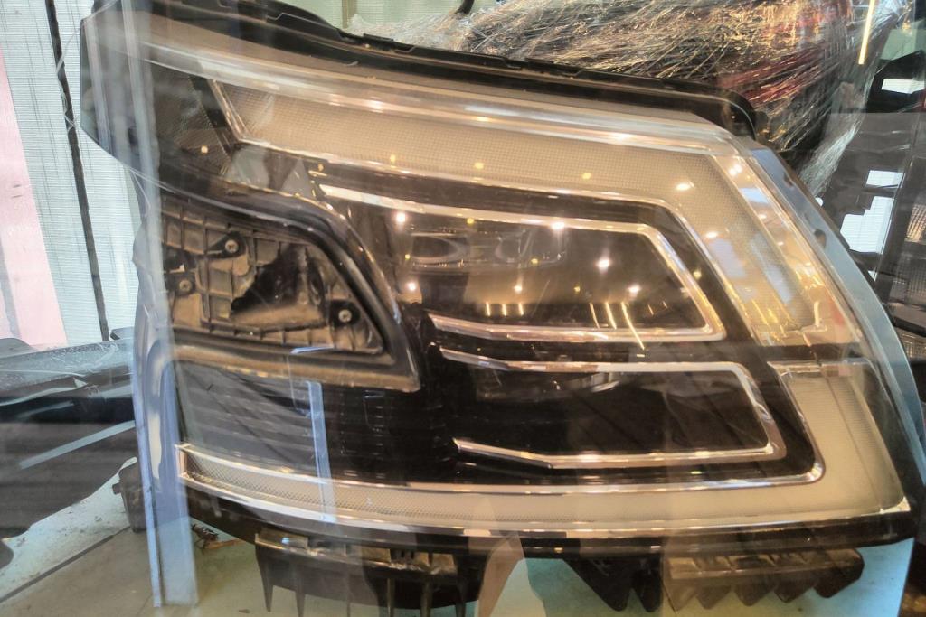 Lights Front light Nissan Patrol