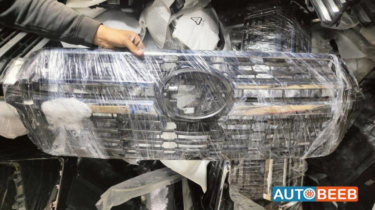 Body  Grilles Toyota Land Cruiser