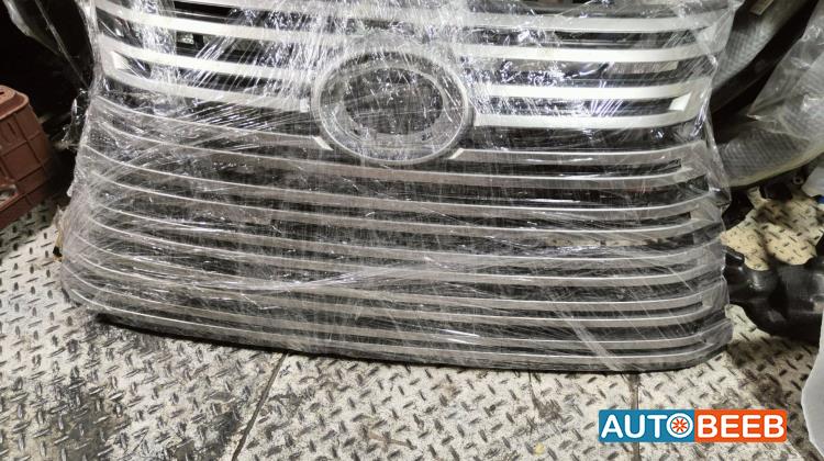 Body  Grilles Lexus LX600