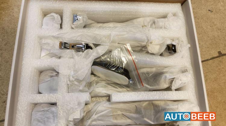 Body  Door Handle  Toyota Land Cruiser