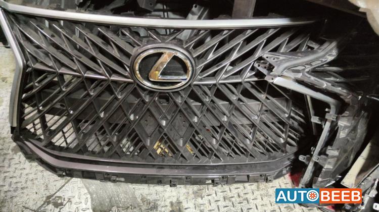 Body  Grilles Lexus LX600