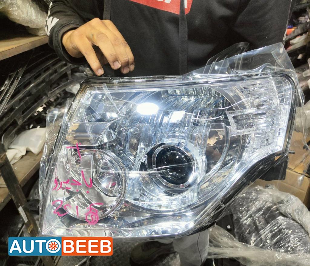 Lights Front light Mitsubishi Pajero