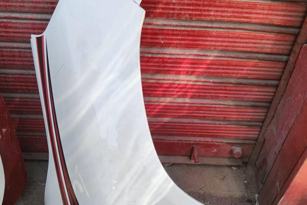 Body  Fenders  Toyota Hilux