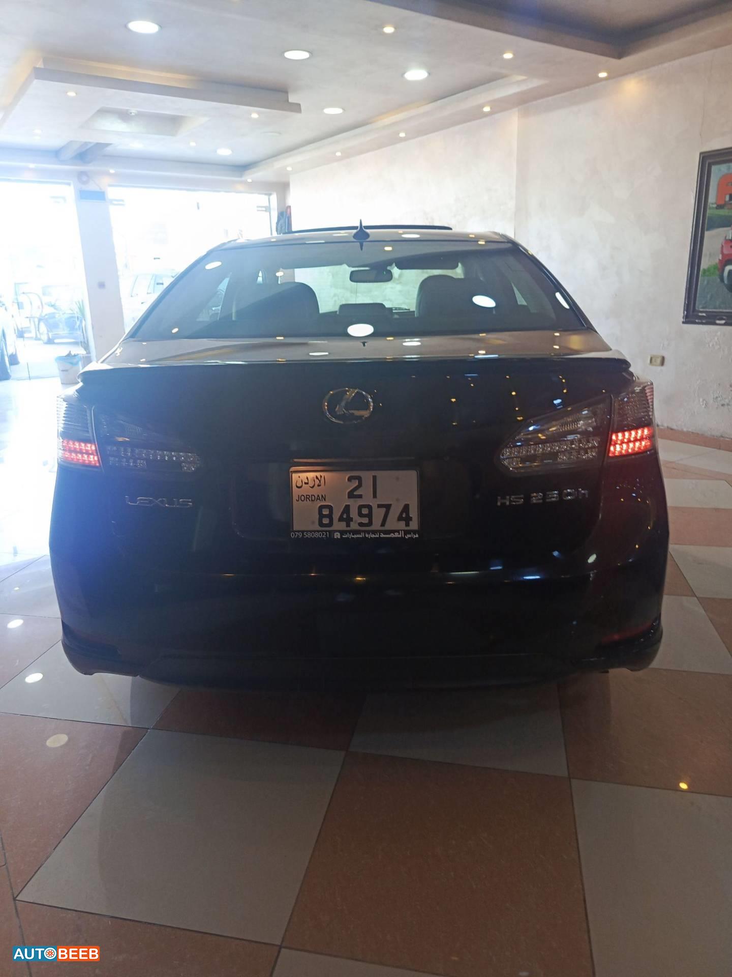 لكزس HS250h 2010