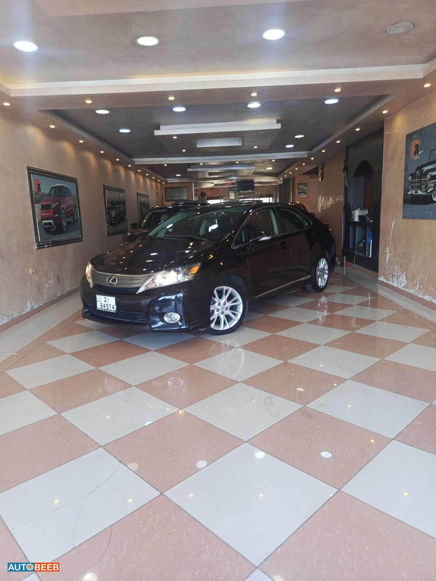 لكزس HS250h 2010