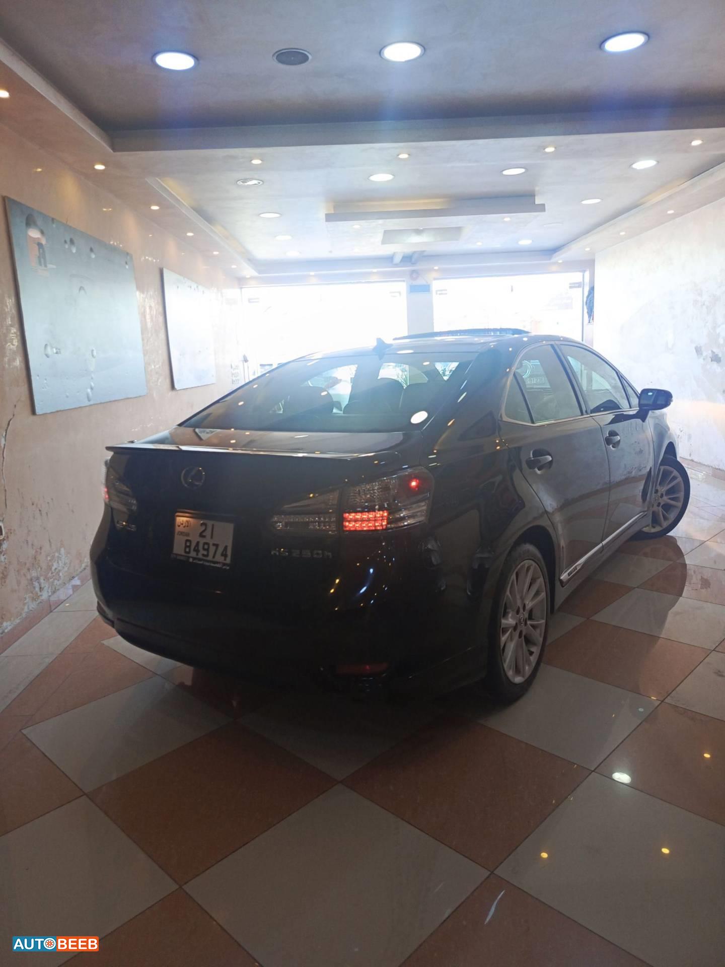 لكزس HS250h 2010