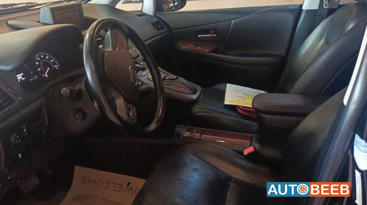 لكزس HS250h 2010