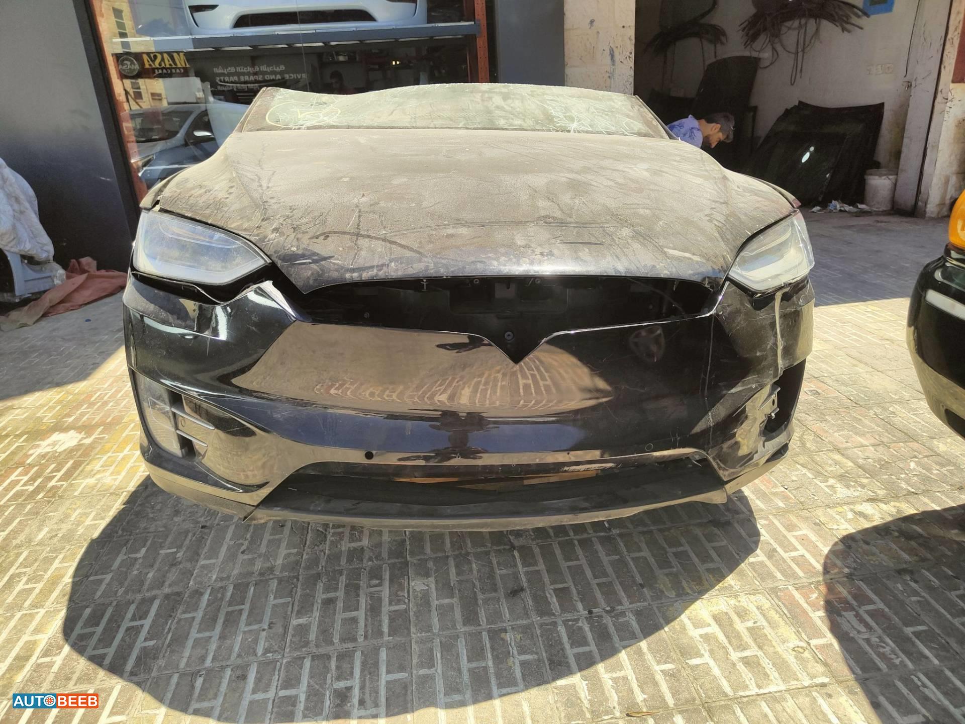 Body  Front clip Tesla X