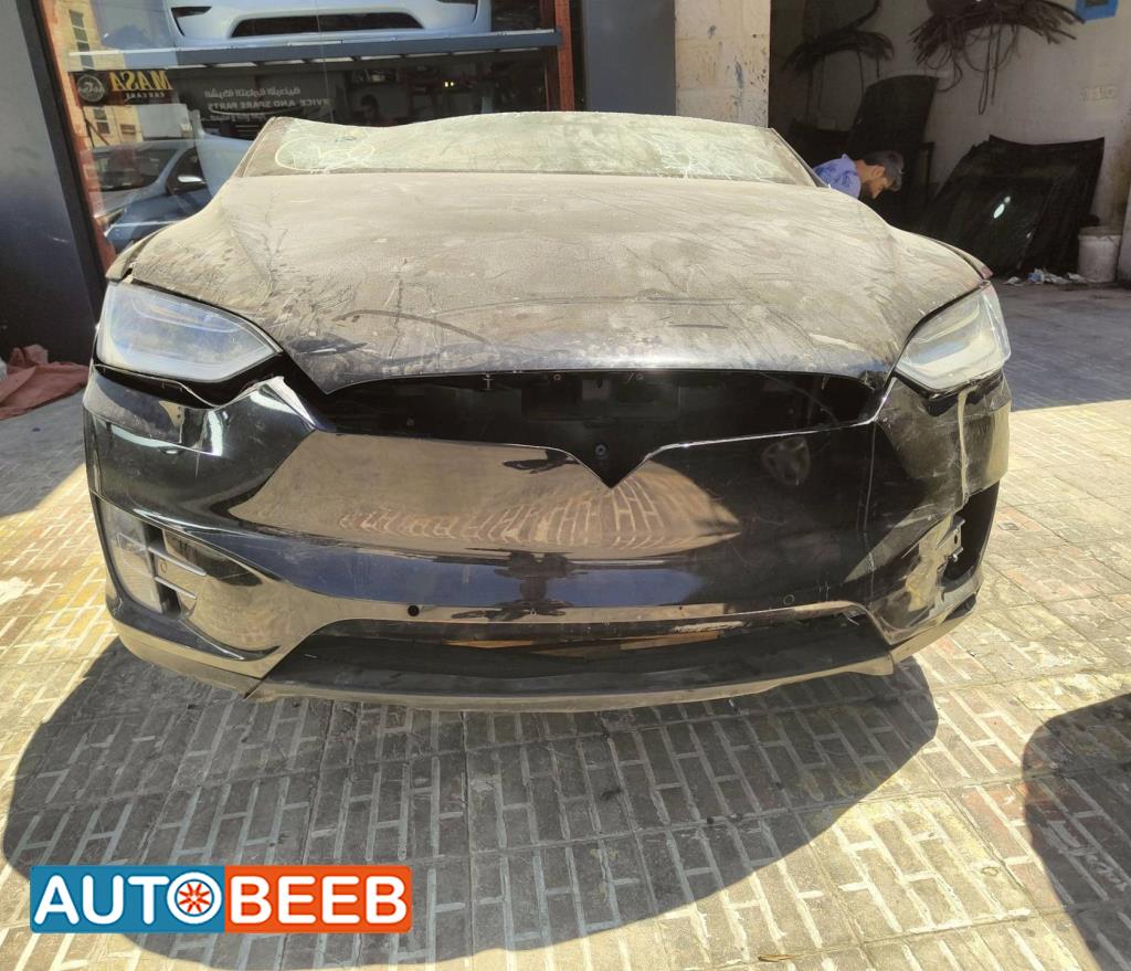 Body  Front clip Tesla X
