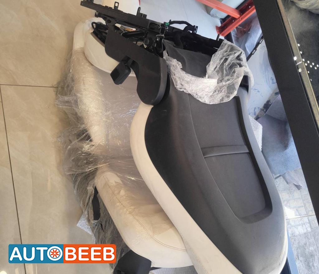 Cabin  Seat Tesla 3