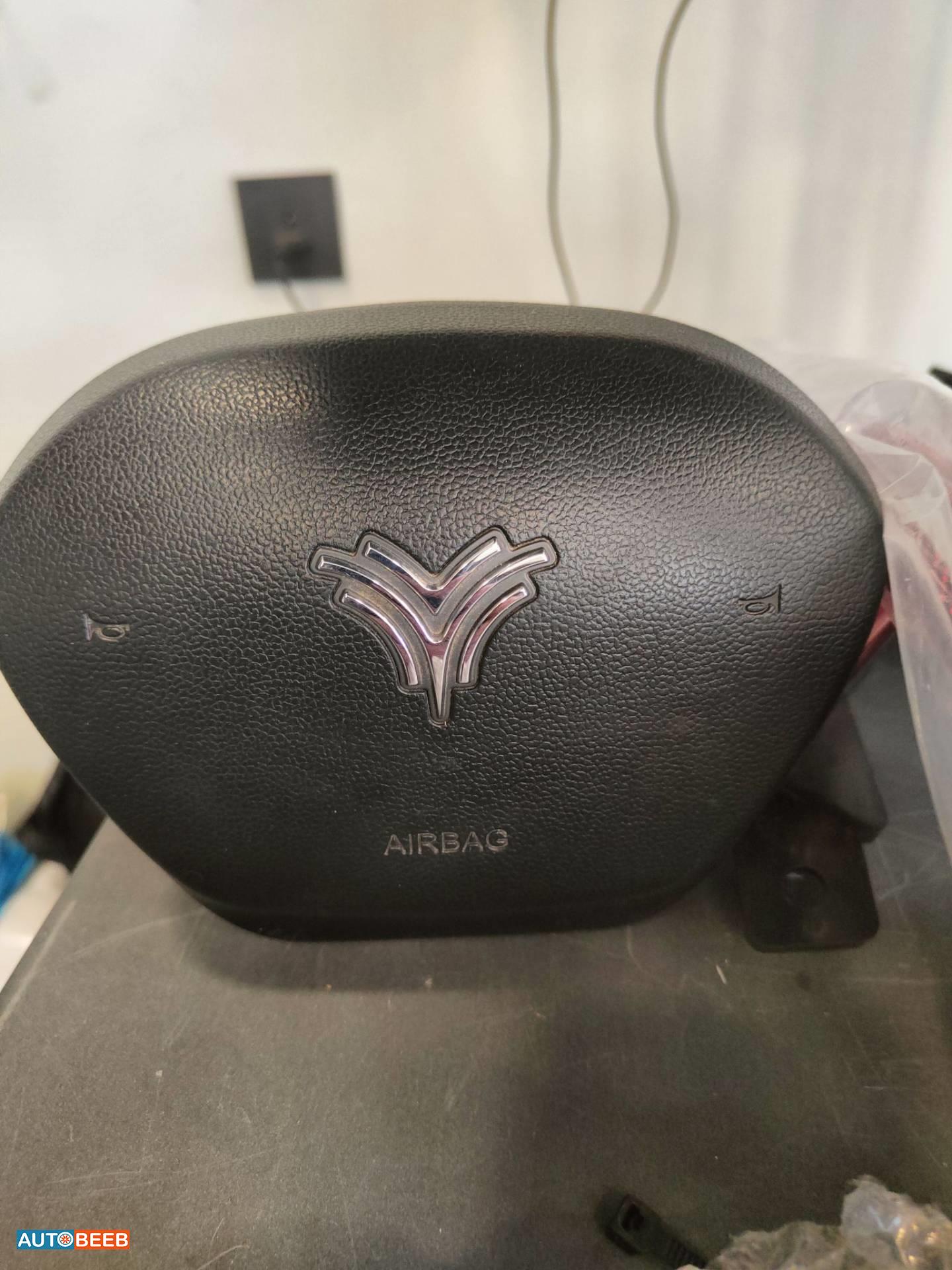 Cabin  Steering Wheel Neta U