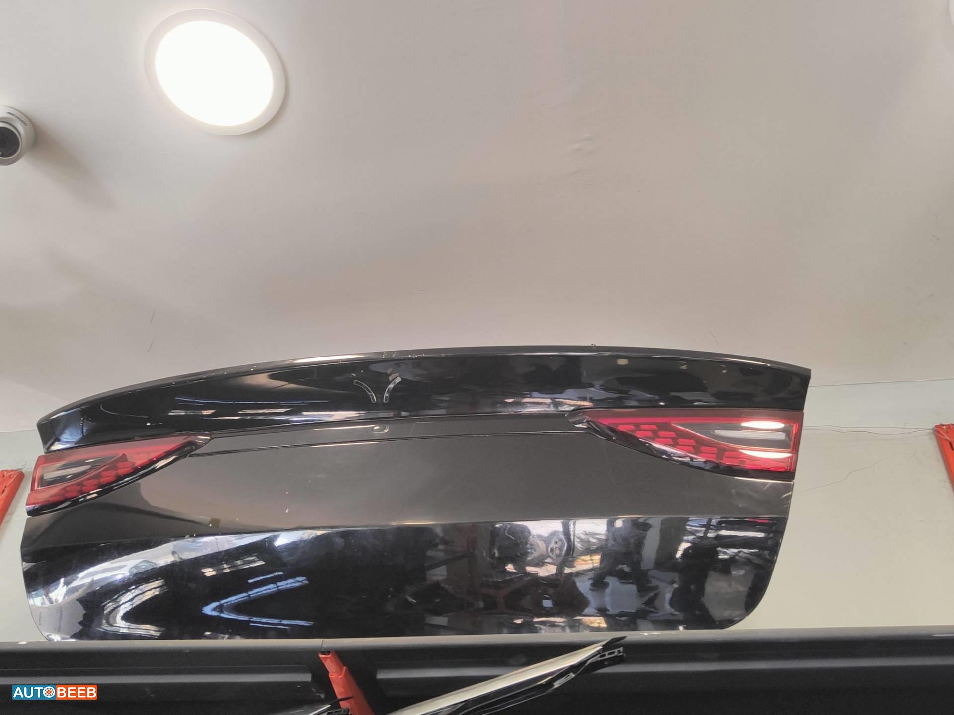 Body  Trunk Neta GT