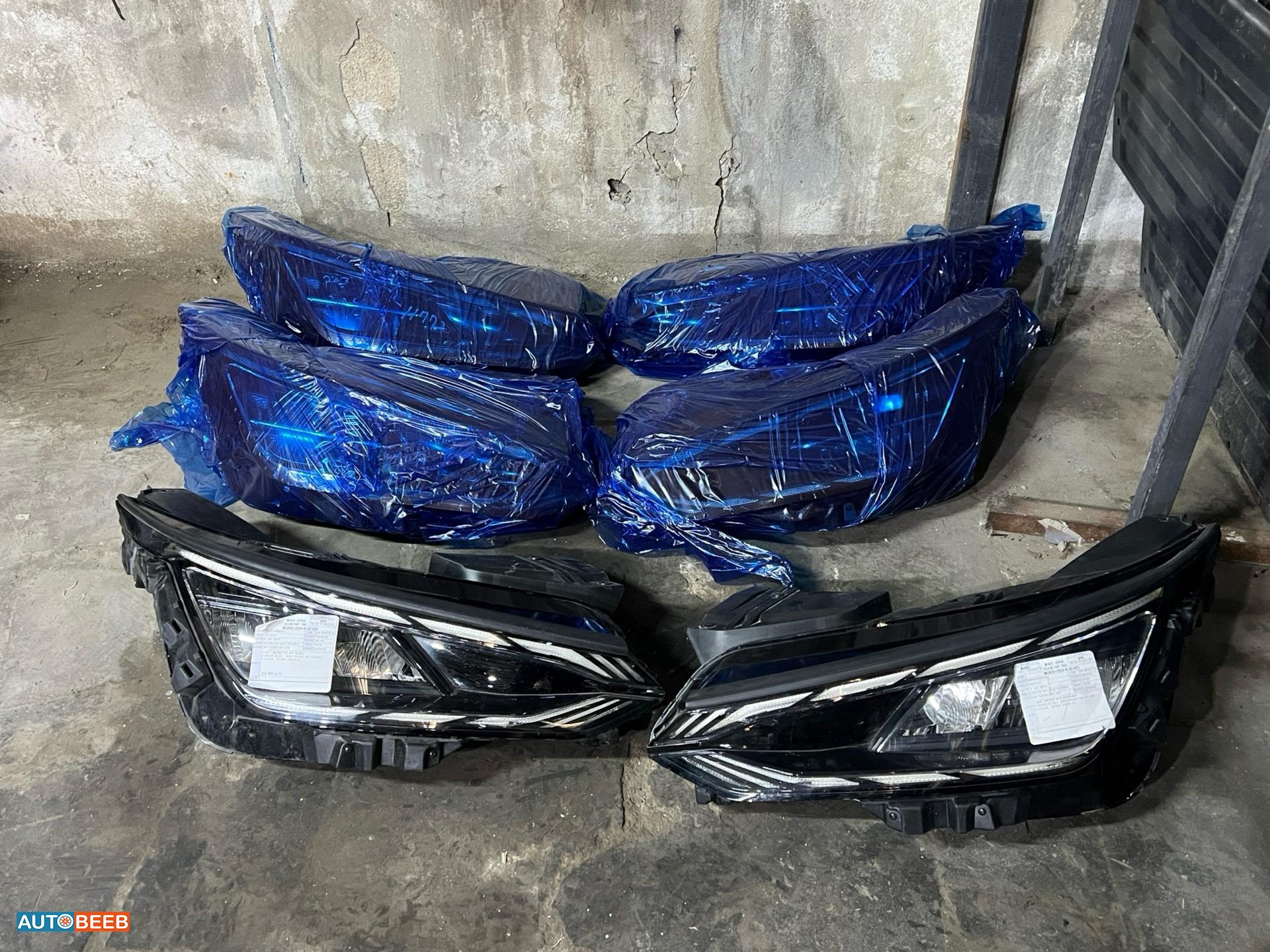اضوية Kia Ev6 امامي عدسات +  شرحات 