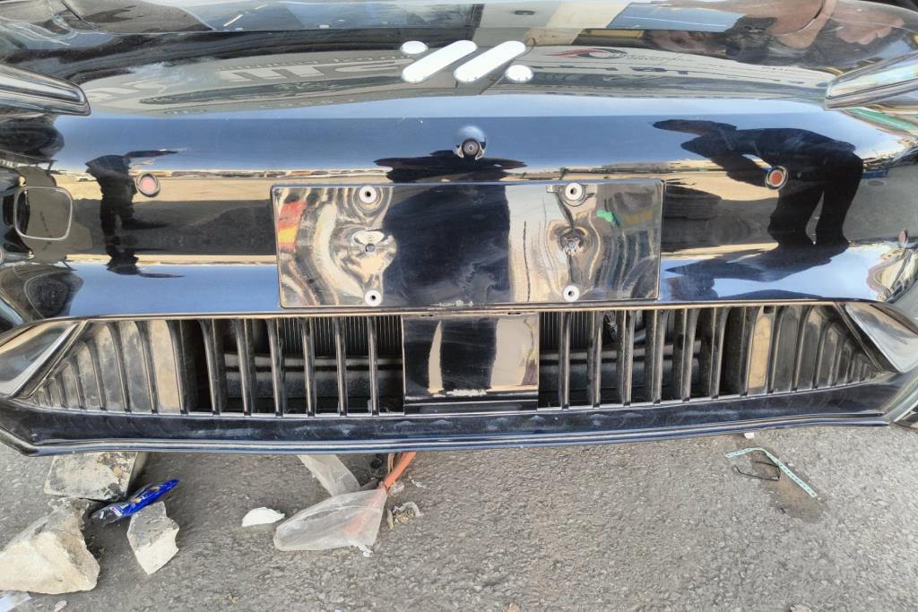 Body  Grilles IM L7