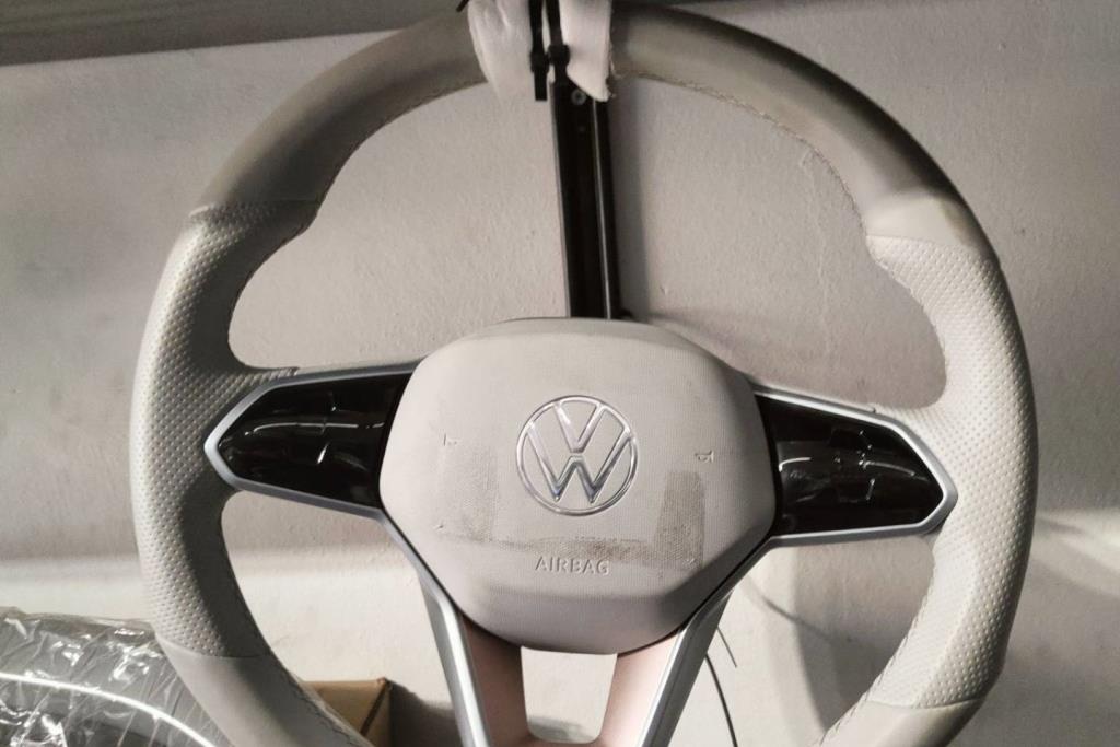 Cabin  Steering Wheel Volkswagen ID.4