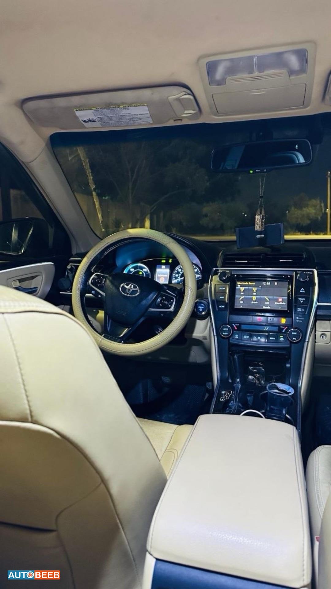 Toyota Camry 2016